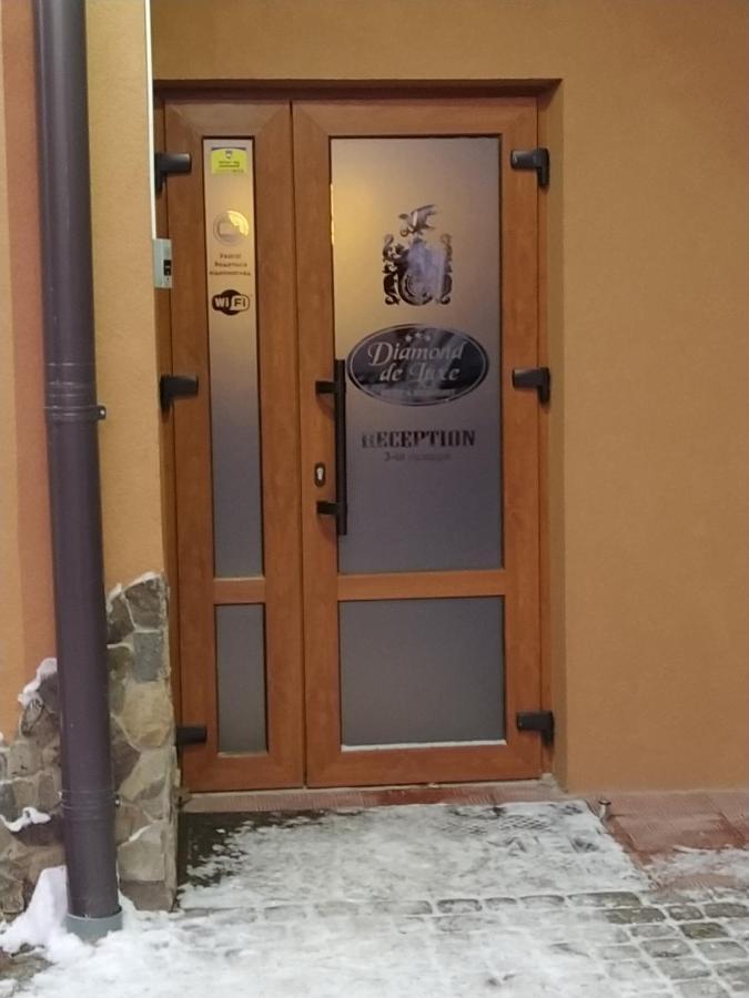 Diamond De Luxe Apartman Kolomija Kültér fotó
